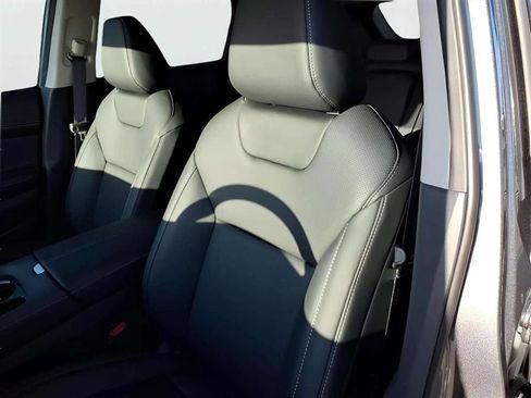 New 2026 Nissan Murano SL image 13