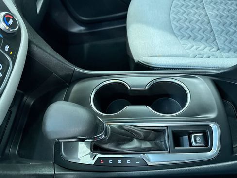 Used 2024 Chevrolet Equinox LS w/ Driver Confidence II Package image 29