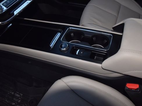 New 2026 Lincoln Corsair Reserve image 30