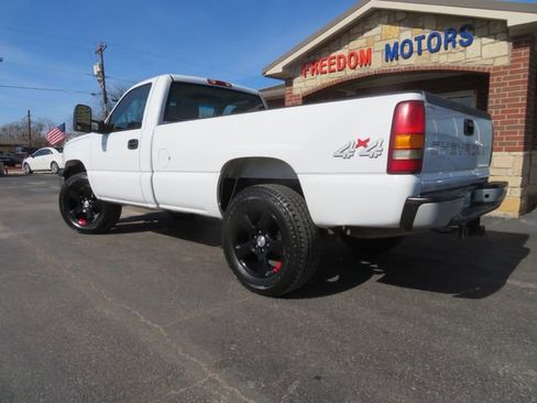 Used 2006 Chevrolet Silverado 1500 W/T image 8