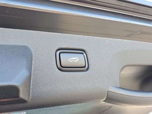New 2026 Kia Sportage EX FWD image 11