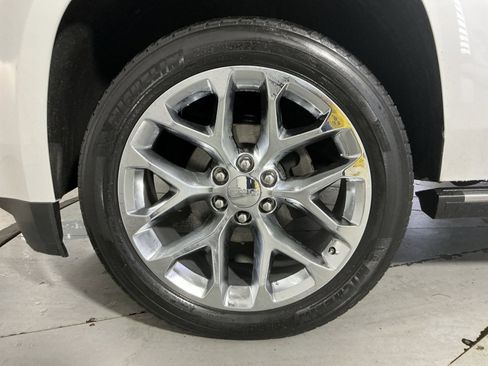 Used 2019 GMC Yukon XL Denali w/ Denali Ultimate Package image 20