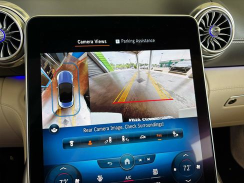 Used 2022 Mercedes-Benz SL 63 AMG 4MATIC image 26