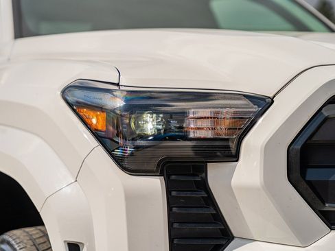Used 2024 Toyota Tacoma SR5 image 10