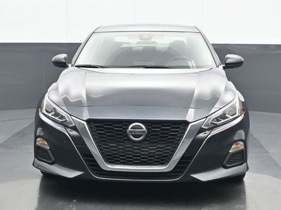 Used 2022 Nissan Altima 2.5 SV