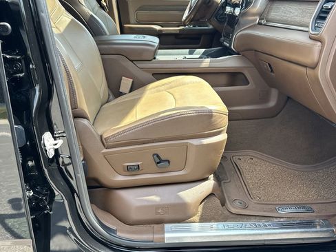 Used 2021 RAM 2500 Limited image 13