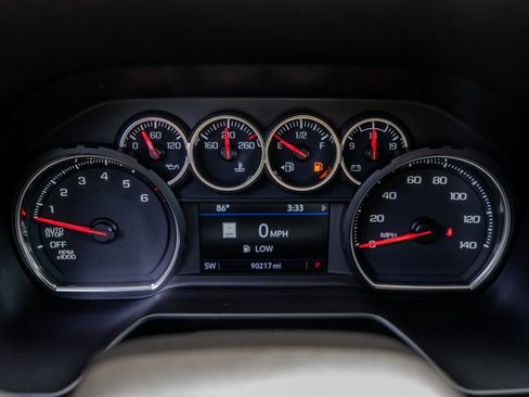 Used 2021 Chevrolet Tahoe RST w/ Luxury Package RWD image 19