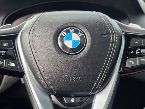 Used 2020 BMW 540i w/ Executive Package image 29