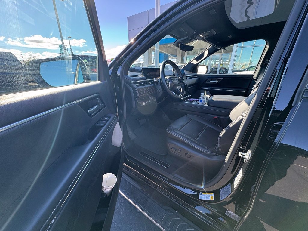 Used 2025 GMC Sierra EV Denali AWD/4WD image 7