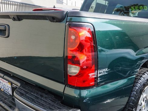 Used 2007 Chevrolet Silverado 1500 LS image 7