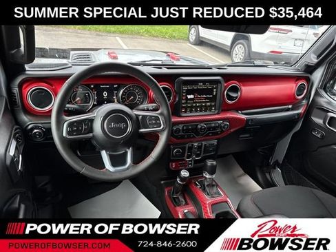Used 2023 Jeep Gladiator Rubicon w/ Cold Weather Group AWD/4WD image 13