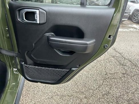 Used 2021 Jeep Wrangler Unlimited Sport image 27
