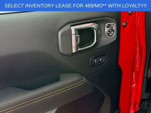 New 2025 Jeep Gladiator Sport image 17