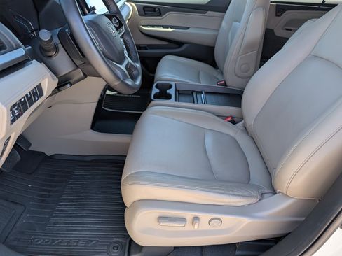 Used 2019 Honda Odyssey EX-L image 9
