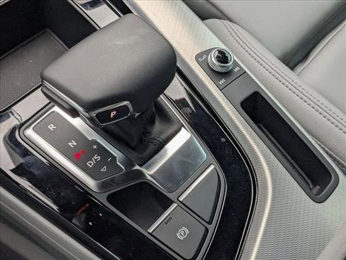 Used 2025 Audi A5 2.0T Premium Plus image 12