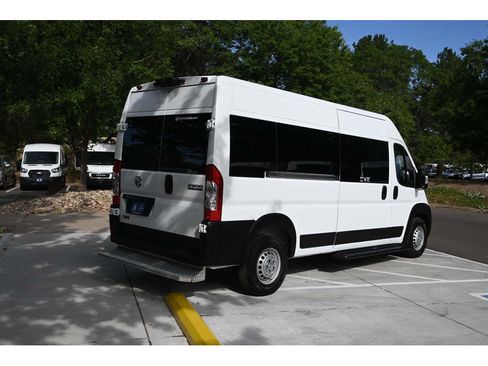 Used 2024 RAM ProMaster 2500 w/ Convenience Group FWD image 6