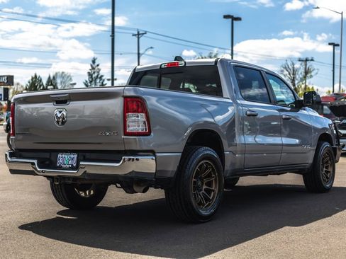 Used 2022 RAM 1500 Big Horn AWD/4WD image 9