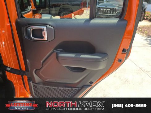 New 2026 Jeep Wrangler Unlimited Rubicon AWD/4WD image 23