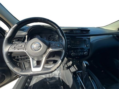 Used 2020 Nissan Rogue Sport SV w/ Technology Package image 27