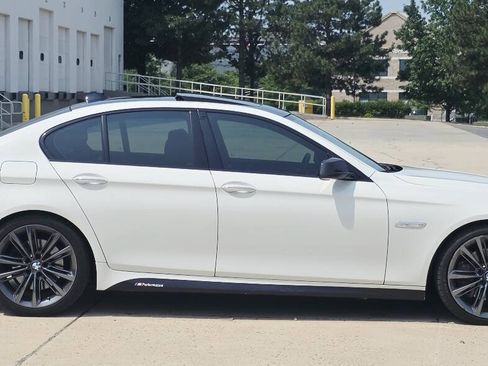 Used 2013 BMW 550i Sedan RWD image 3