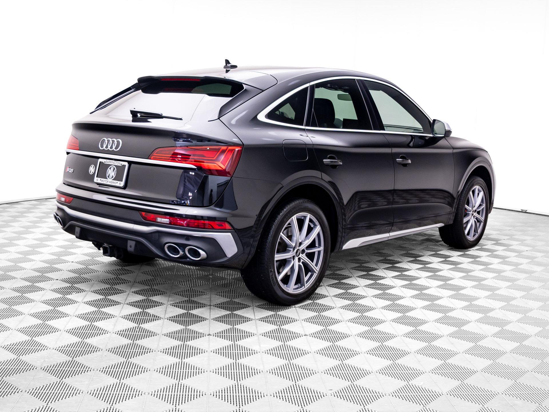 Used 2022 Audi SQ5 Premium Plus w/ Premium Plus Package AWD/4WD image 5