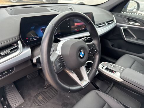 Used 2025 BMW X1 xDrive28i AWD/4WD image 15
