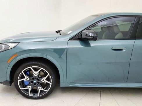 Used 2025 BMW X2 M35i image 9