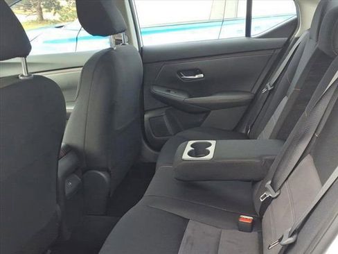 New 2025 Nissan Sentra SR image 37