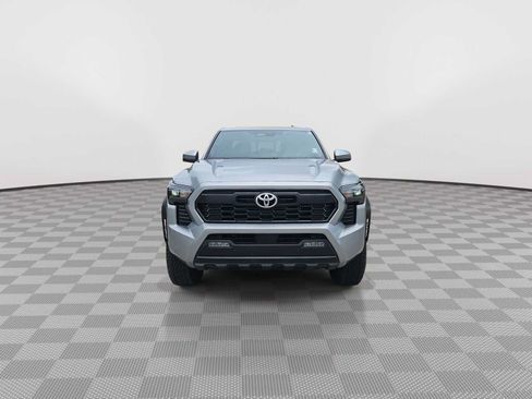 Used 2024 Toyota Tacoma TRD Off-Road w/ TRD Off Road Upgrade Package AWD/4WD image 3