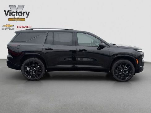 New 2026 Chevrolet Traverse RS w/ LPO, Floor Liner Package FWD image 7