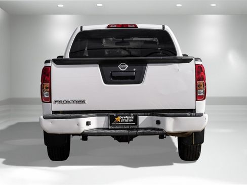 Used 2018 Nissan Frontier S w/ Work Truck Package image 7