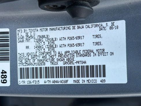 Used 2018 Toyota Tacoma TRD Sport w/ Technology Package image 30