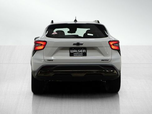 Used 2024 Chevrolet Trax ACTIV w/ Driver Confidence Package image 4