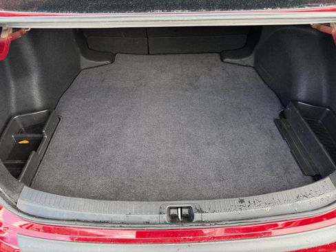 Used 2025 Toyota Corolla LE FWD image 30