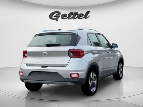 New 2026 Hyundai Venue SEL FWD image 7