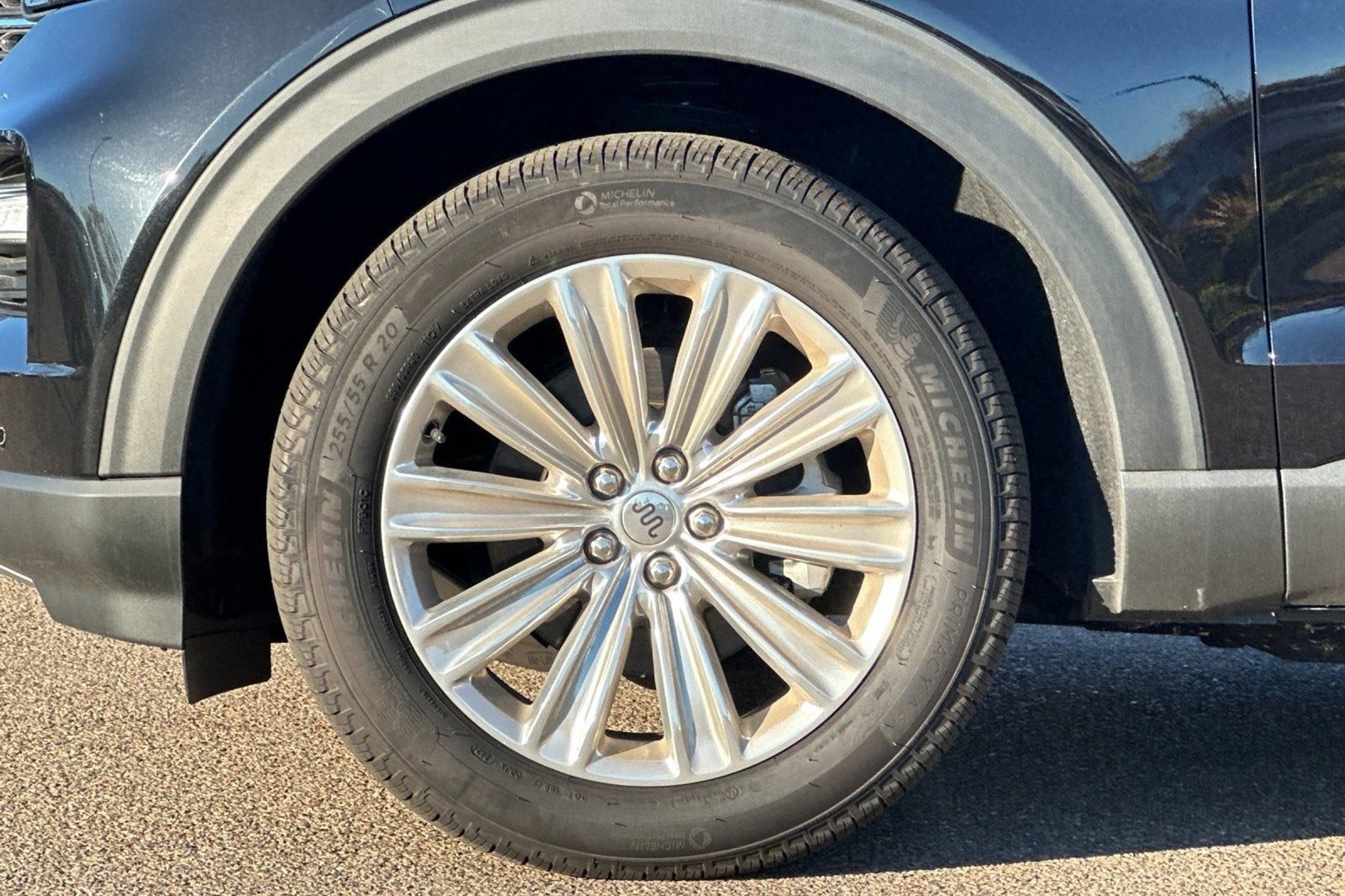 New 2024 Ford Explorer King Ranch w/ Technology Package RWD image 38