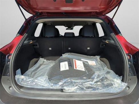 New 2026 Nissan Kicks SR image 15