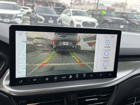 Used 2023 Ford Escape SE image 28