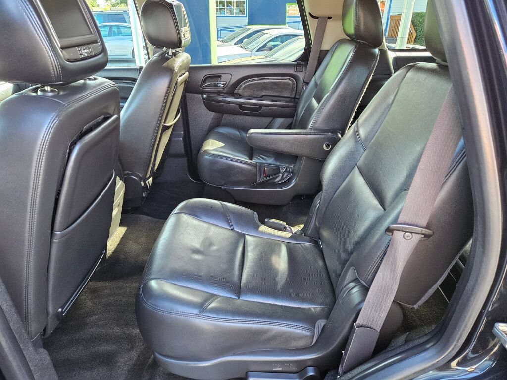 Used 2013 GMC Yukon Denali AWD/4WD image 14