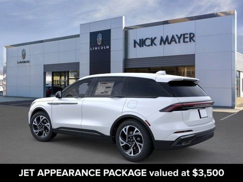 New 2025 Lincoln Nautilus Premier w/ Equipment Group 102A image 4