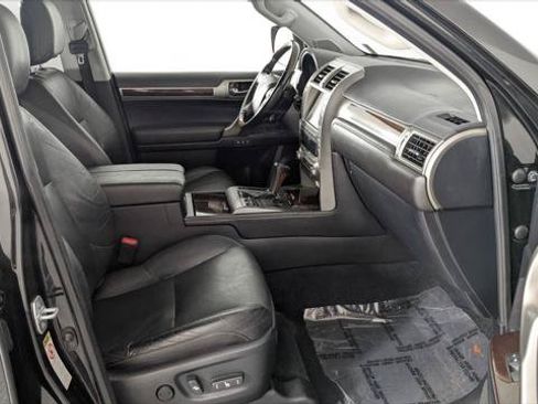 Used 2017 Lexus GX 460 Premium AWD/4WD image 26
