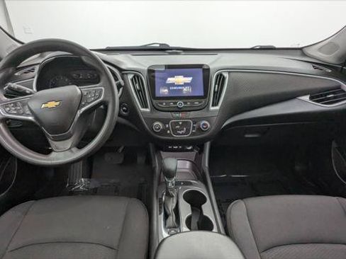 Used 2024 Chevrolet Malibu LS FWD image 24