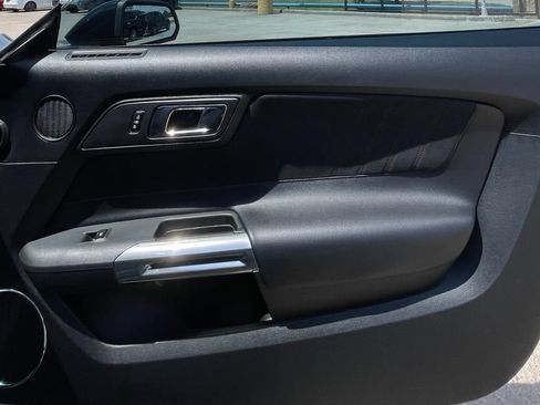 Used 2016 Ford Mustang GT Premium w/ Equipment Group 401A RWD image 28
