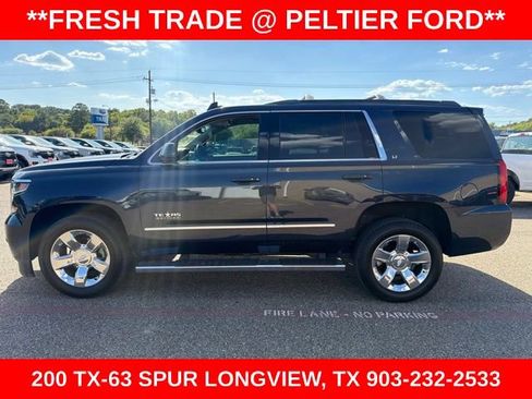 Used 2017 Chevrolet Tahoe LT w/ LT Signature Package RWD image 6