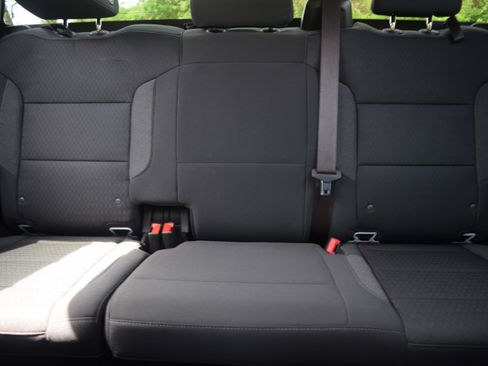 Used 2022 Chevrolet Silverado 1500 LT image 24