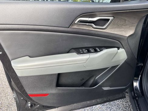 Used 2023 Kia Sportage X-Line w/ X-Line Premium Package image 17