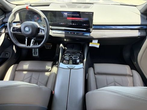 Used 2024 BMW i5 M60 w/ Premium Package AWD/4WD image 17