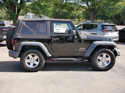 Used 2013 Jeep Wrangler Sport image 10