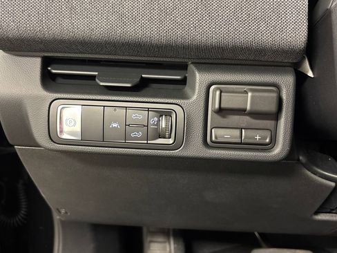 New 2026 GMC Sierra EV Elevation image 32