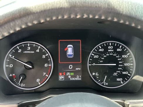 Certified 2022 Subaru Outback Limited AWD/4WD image 7
